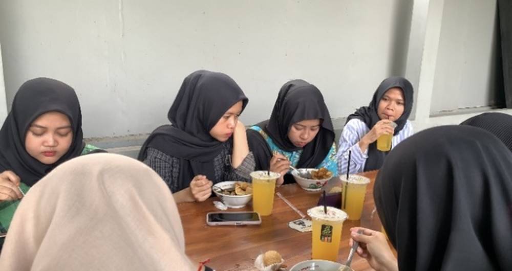 Jumat Berkah Bersama Karyawan Gawe Becik: Membangun Budaya Kepedulian Sosial dan Spiritual